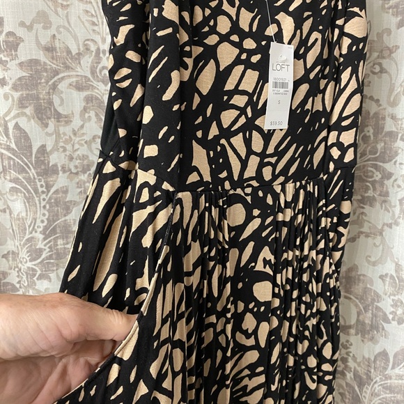 Adorable new SOFT sundress. - Picture 5 of 6